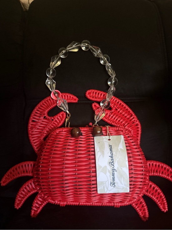 Tommy Bahama Handbags - Tommy Bahama Red Woven Crab-Shaped Mini Bag with Beaded Handle